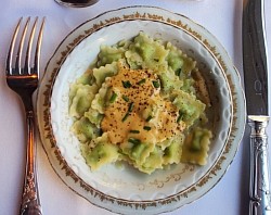 Raviole parmesan
